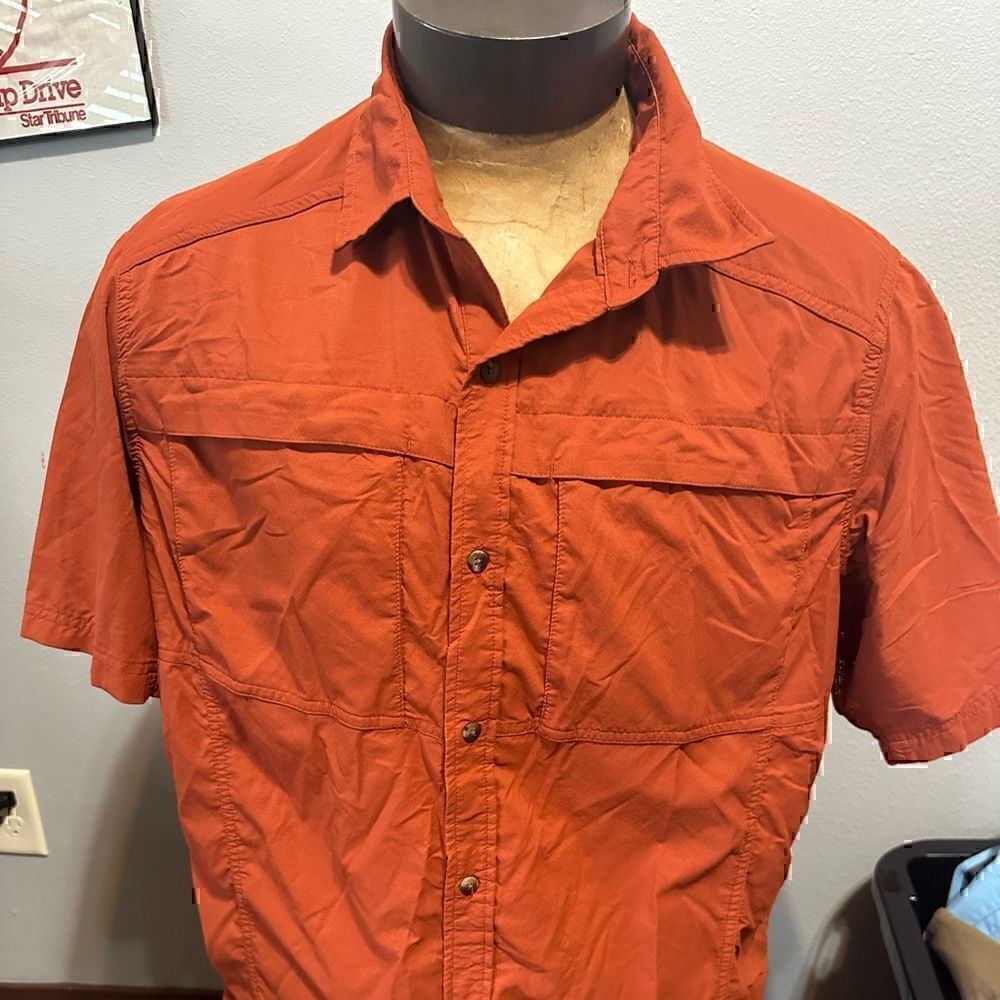 REI Mens XL Burnt Orange Short Sleeve Button Down Shirt